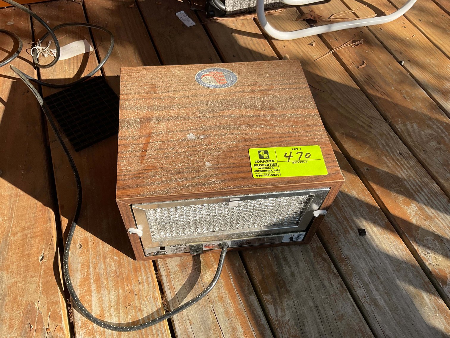 Image for Large Collection of Antiques and Glassware