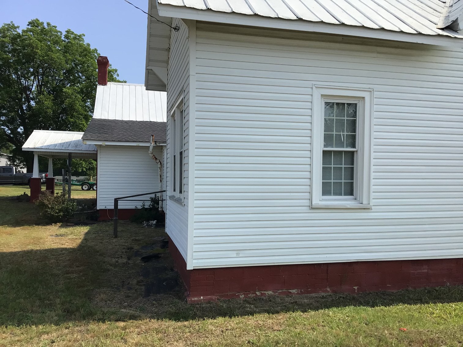 Image for Large Farmhouse located on nearly 2 acres in Johnston County!