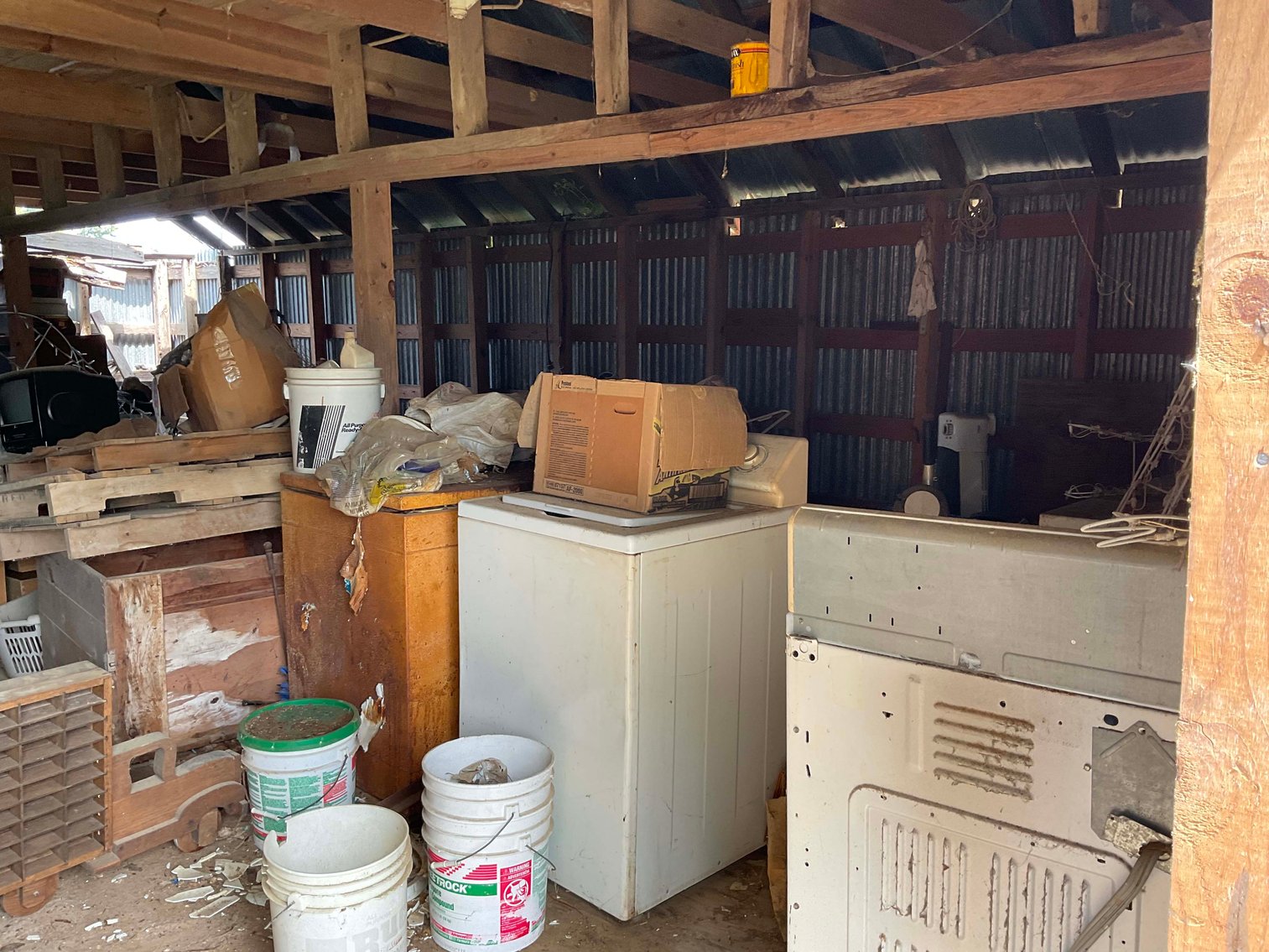 Image for Large Farmhouse located on nearly 2 acres in Johnston County!