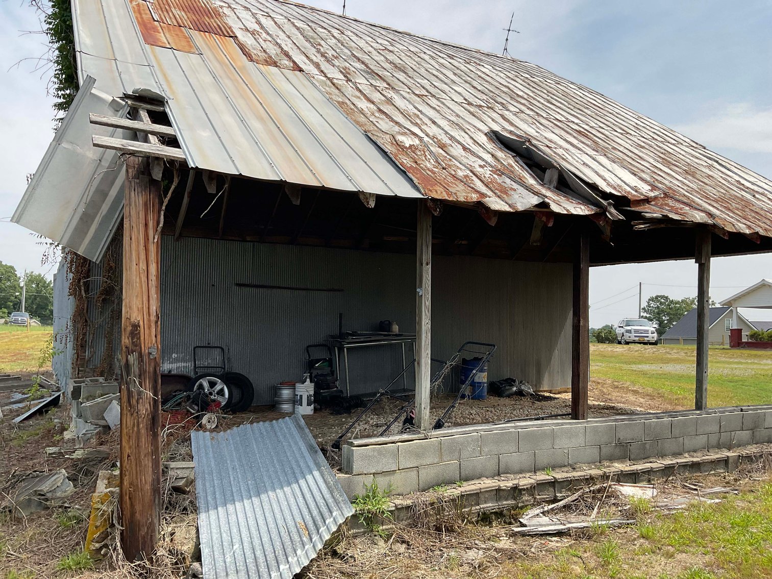 Image for Large Farmhouse located on nearly 2 acres in Johnston County!