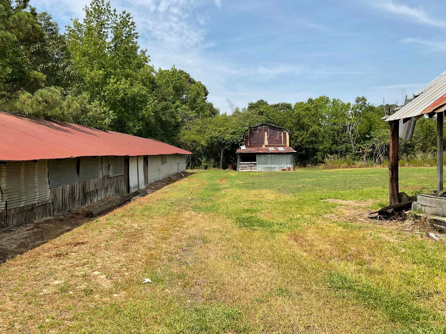 Image for Large Farmhouse located on nearly 2 acres in Johnston County!