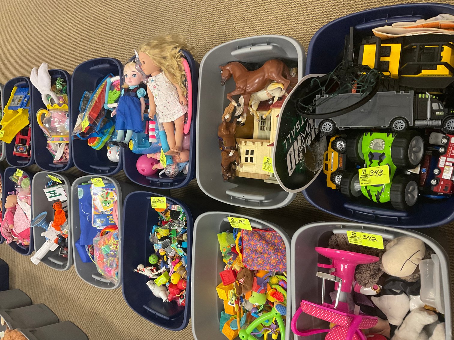 Image for Mama's House of Thrift LIVE Liquidation Auction