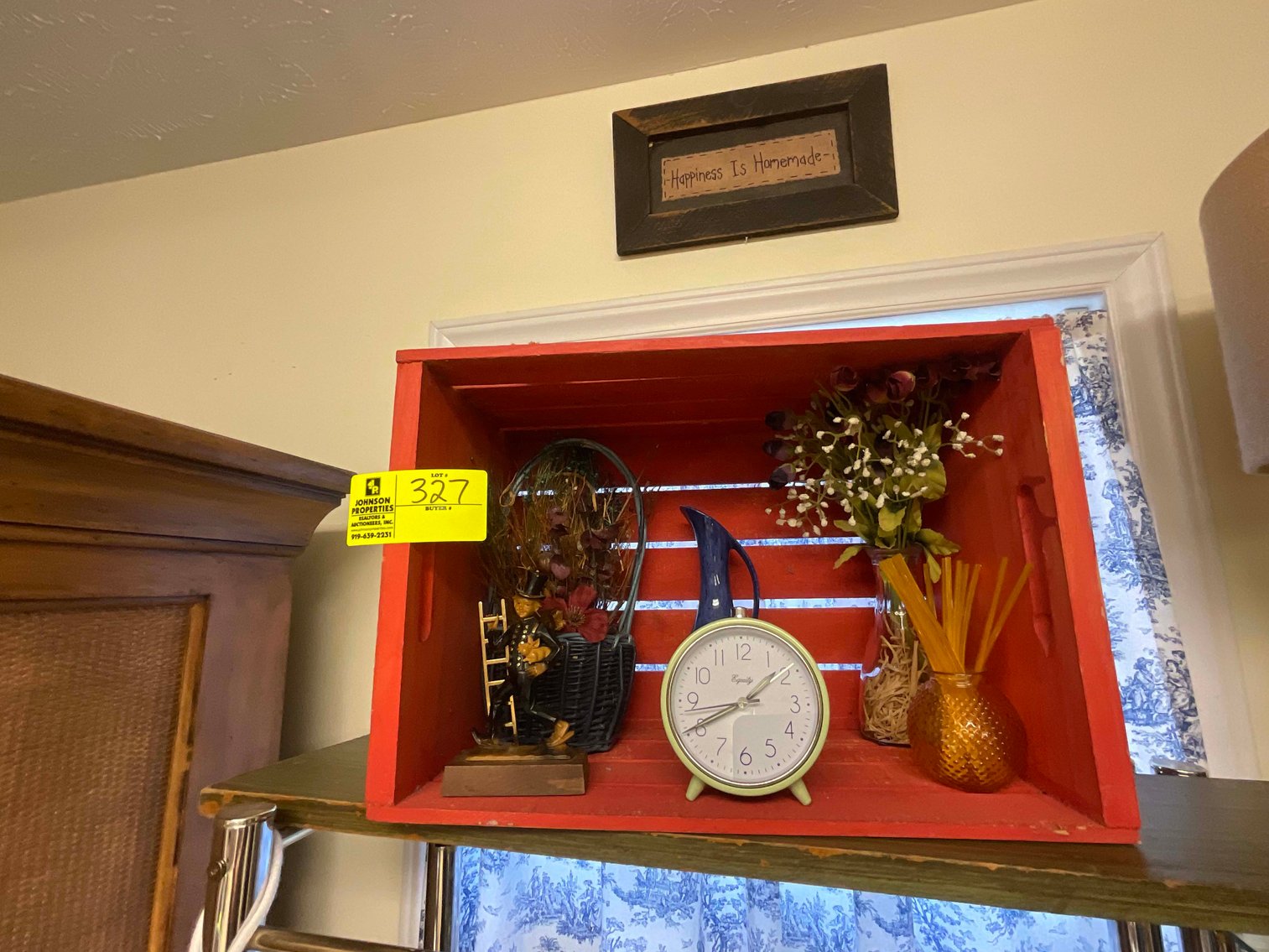 Image for Online Only Personal Property a Sewing Lovers Dream!