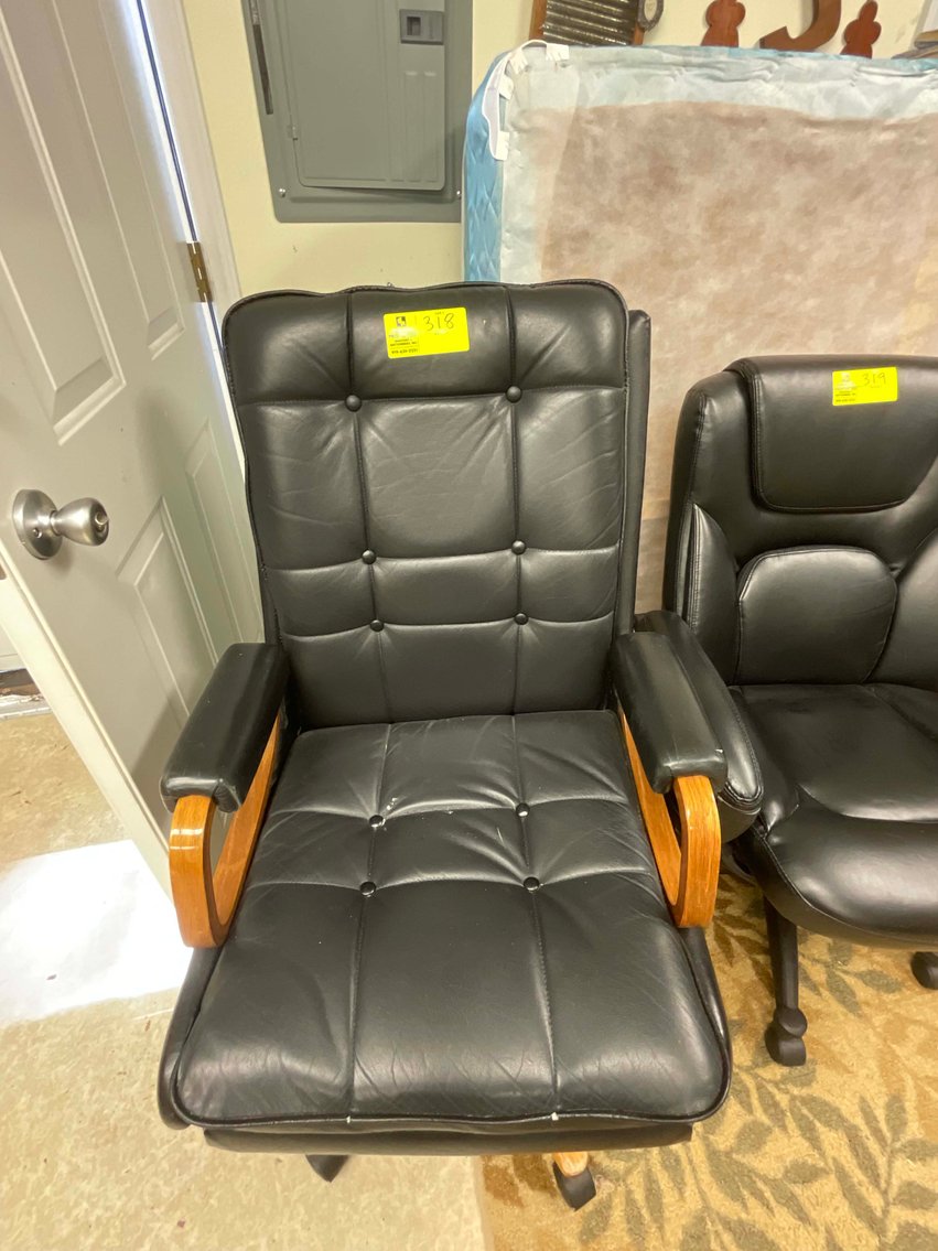 Image for Online Only Personal Property a Sewing Lovers Dream!