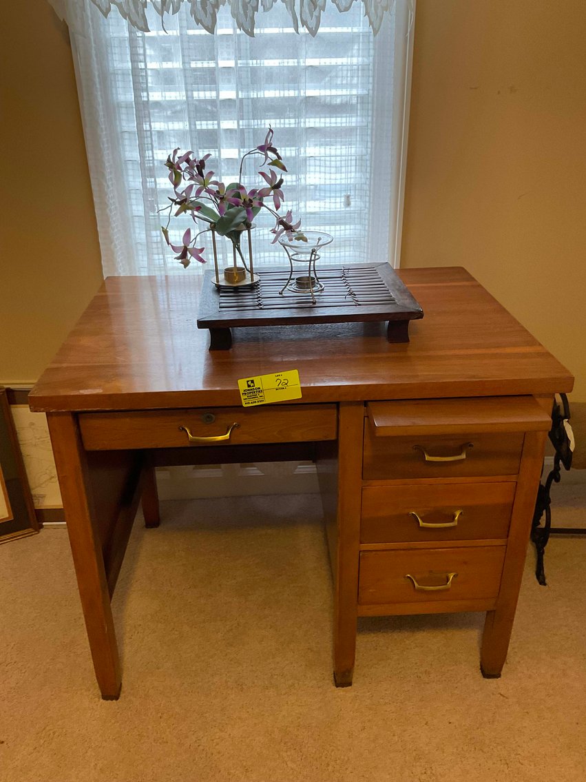 Image for Downsizing Personal Property Auction out of Cary