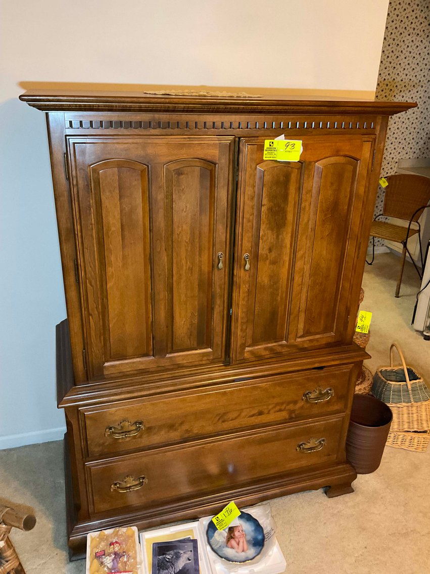 Image for Estate (deceased name withheld at family's request)  Online Only Auction in Eastover, NC