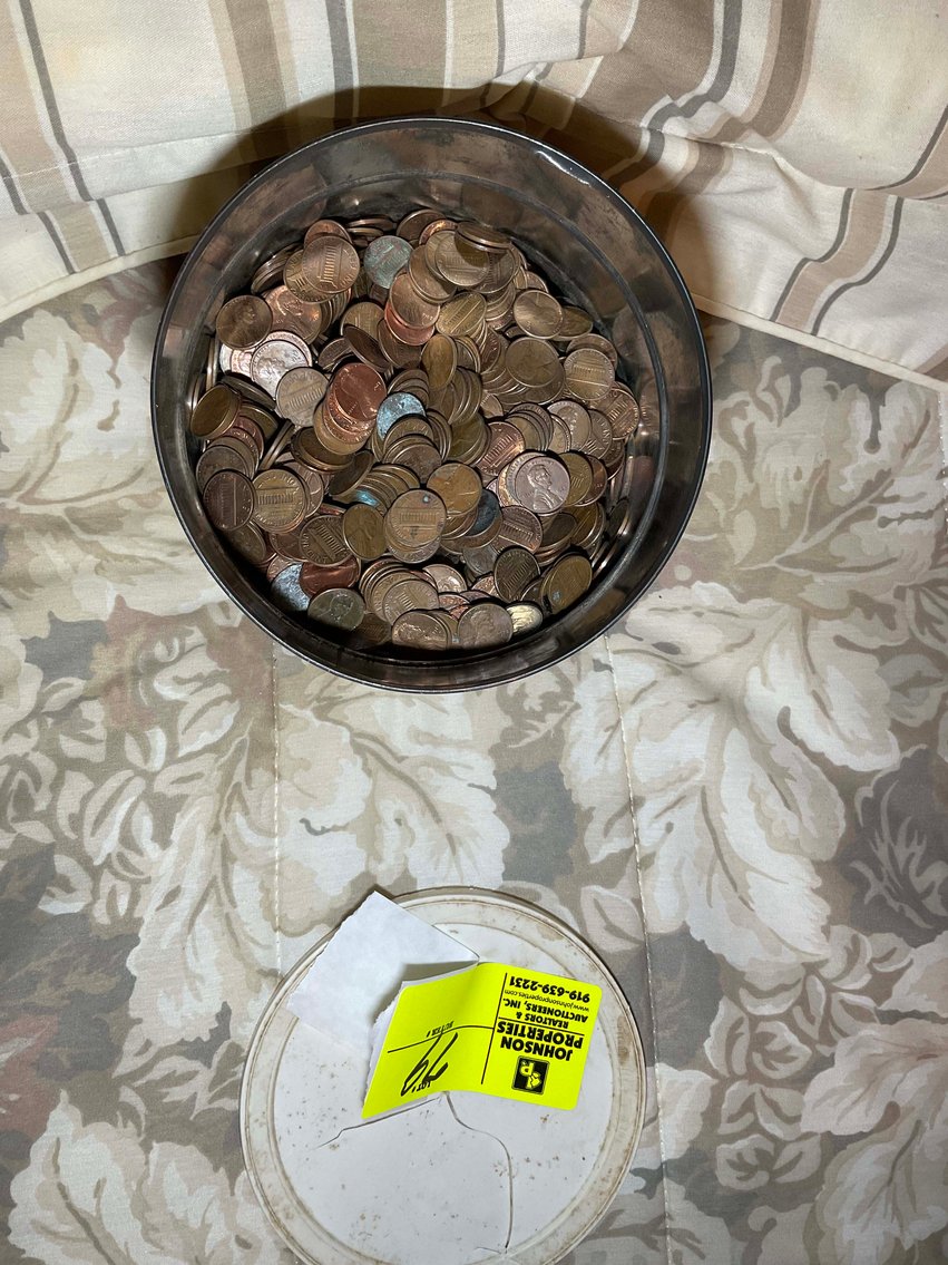 Image for Estate (deceased name withheld at family's request)  Online Only Auction in Eastover, NC