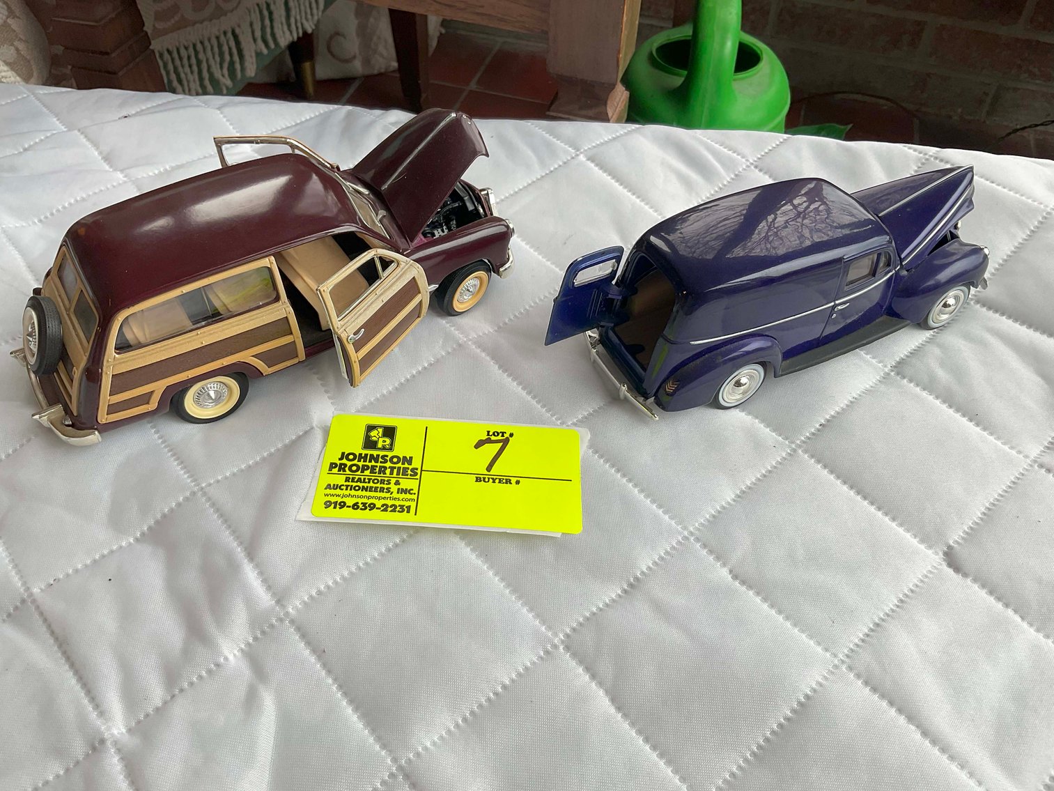 Image for Madura Estate (deceased) Collectible Die Cast Car Auction