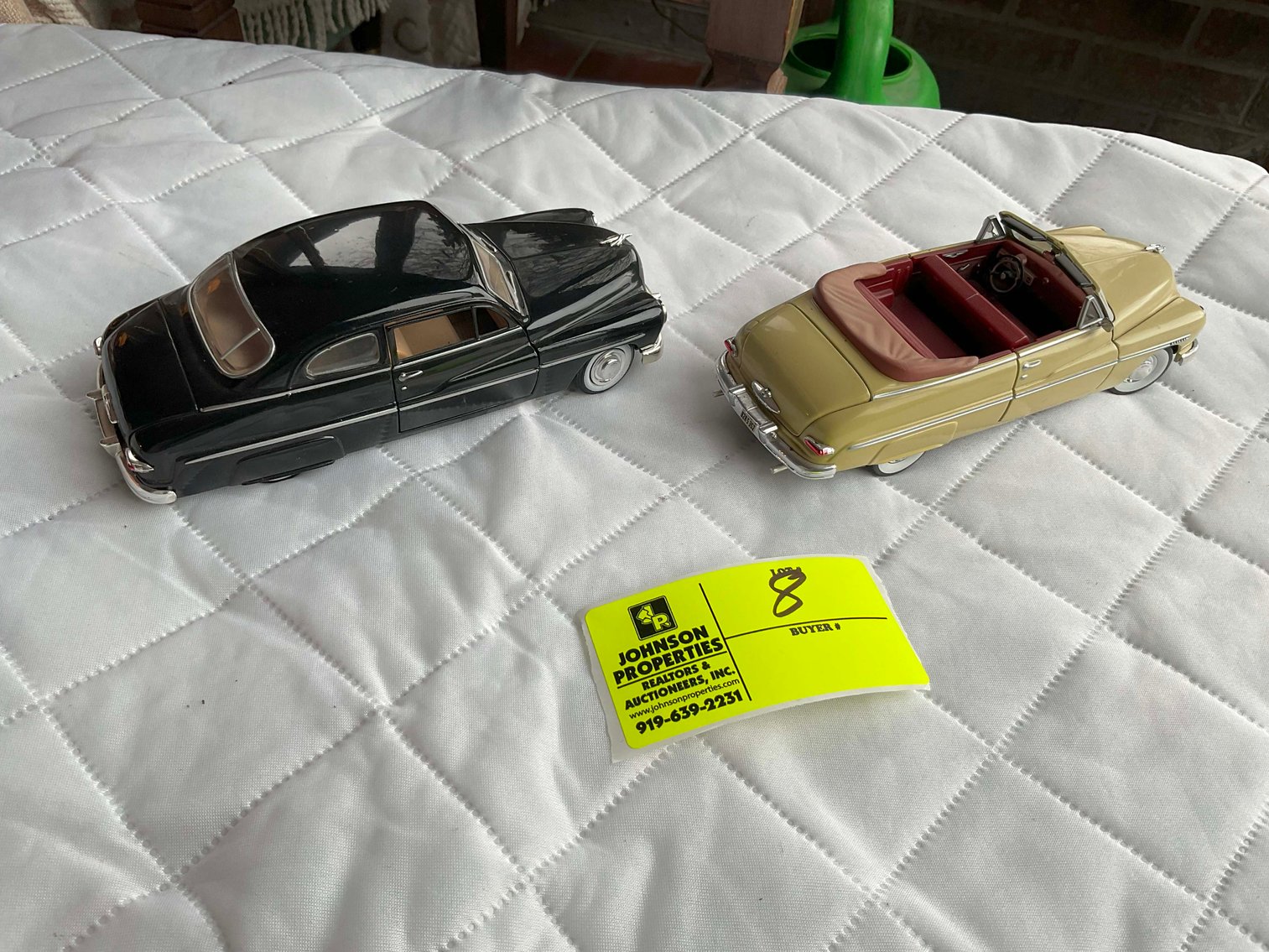 Image for Madura Estate (deceased) Collectible Die Cast Car Auction