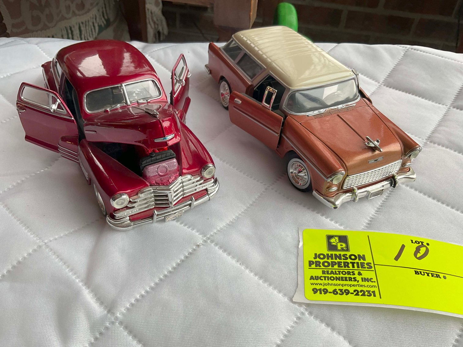 Image for Madura Estate (deceased) Collectible Die Cast Car Auction