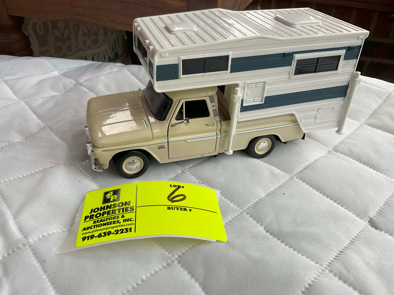 Image for Madura Estate (deceased) Collectible Die Cast Car Auction