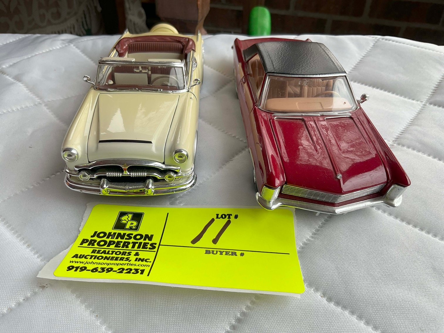 Image for Madura Estate (deceased) Collectible Die Cast Car Auction