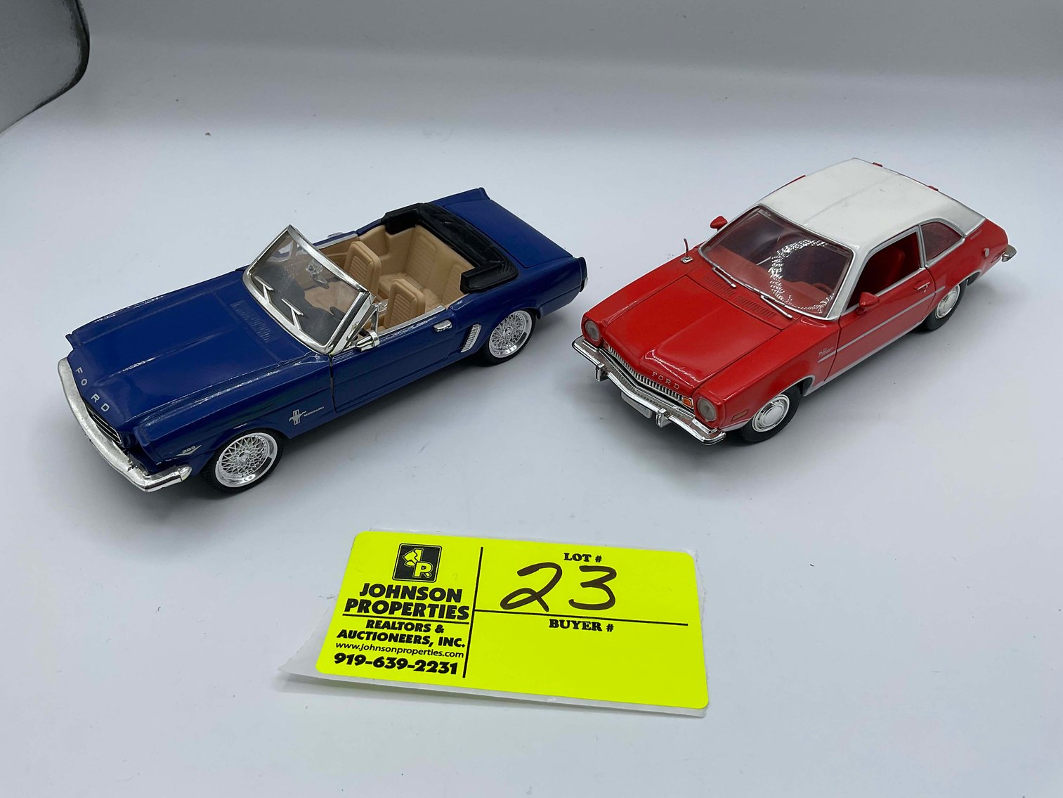 Image for Madura Estate (deceased) Collectible Die Cast Car Auction