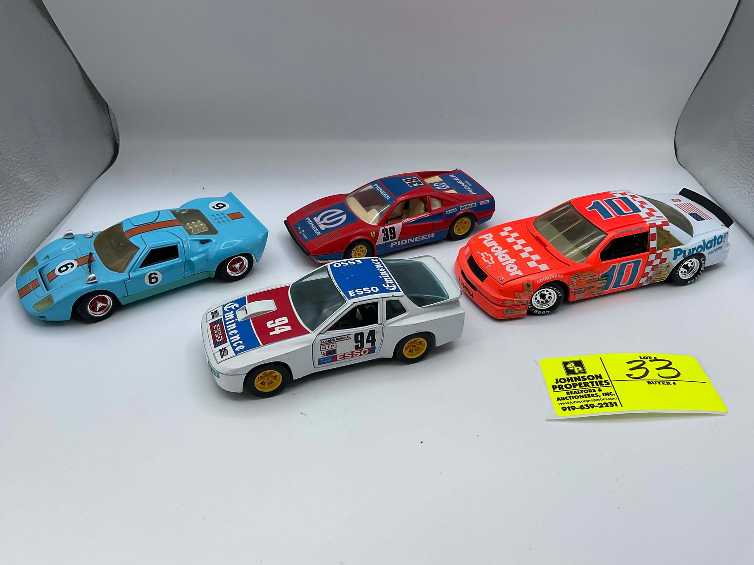 Image for Madura Estate (deceased) Collectible Die Cast Car Auction