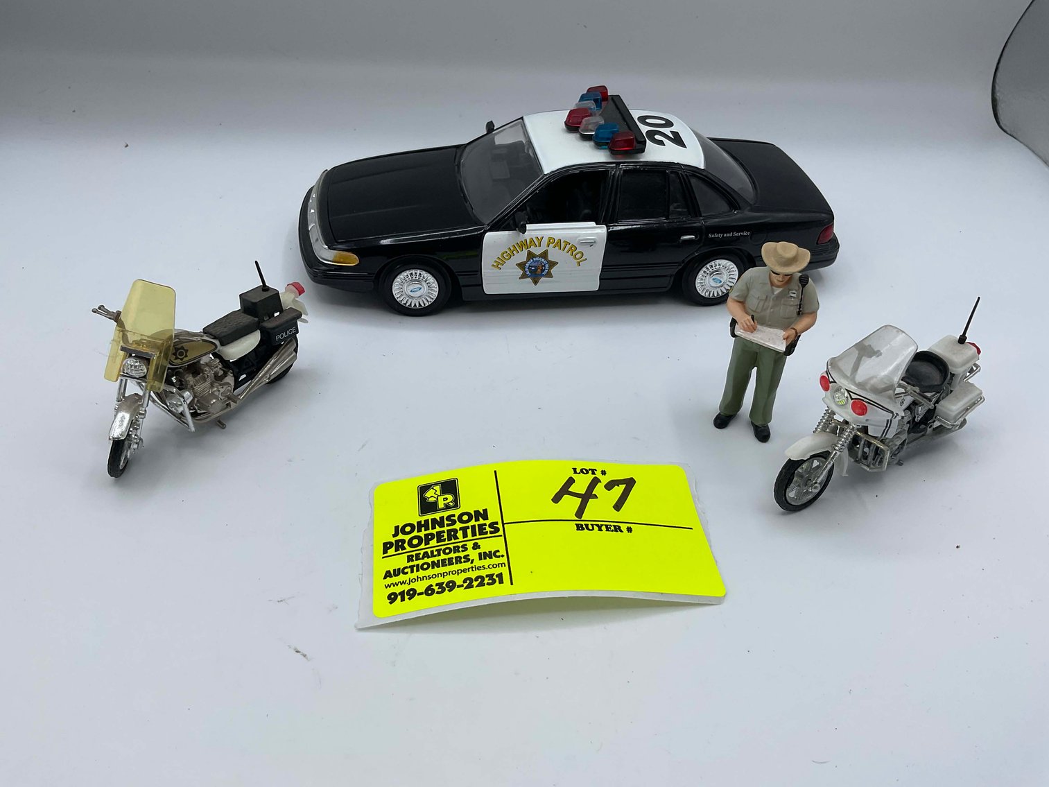 Image for Madura Estate (deceased) Collectible Die Cast Car Auction