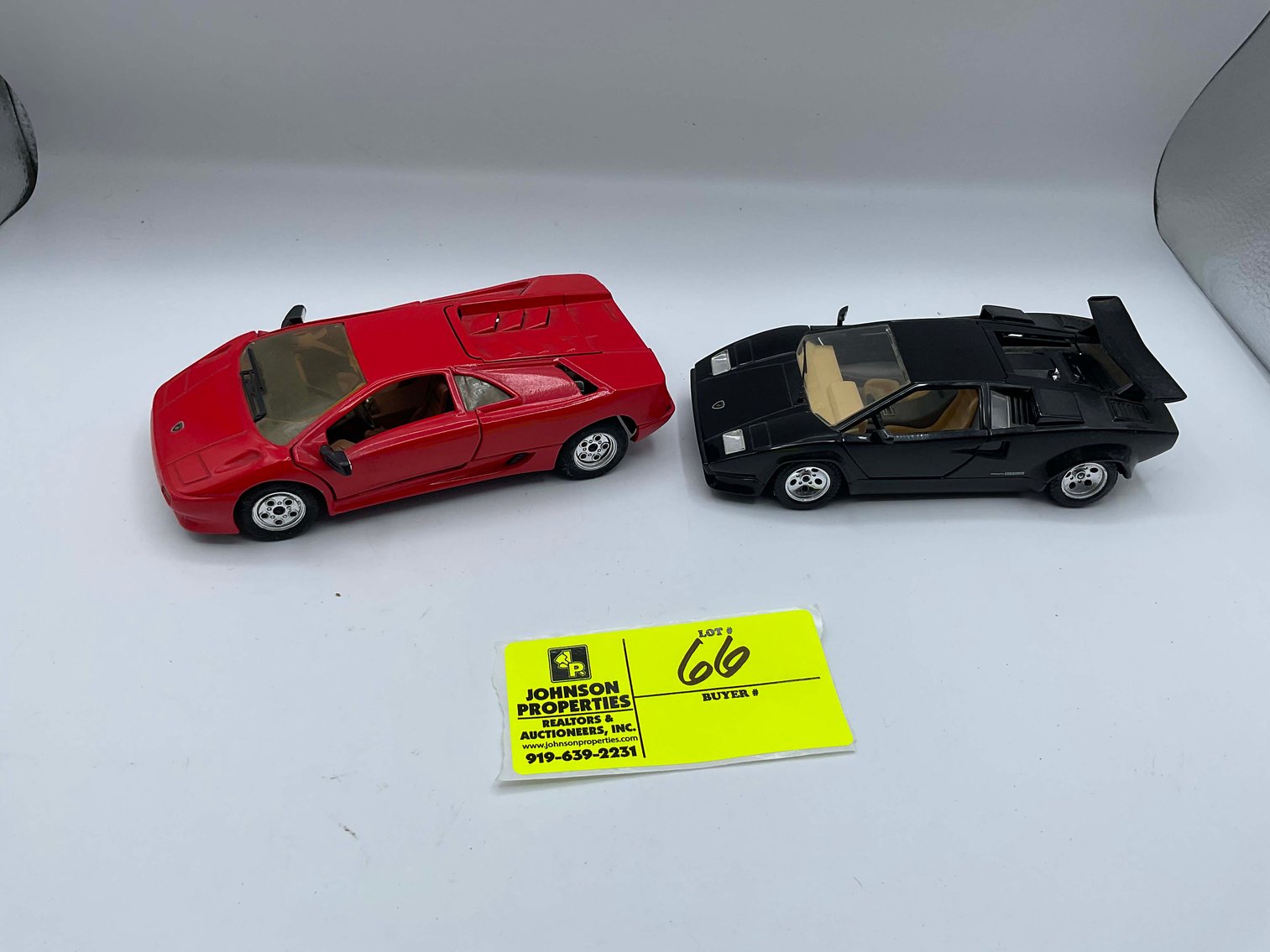 Image for Madura Estate (deceased) Collectible Die Cast Car Auction
