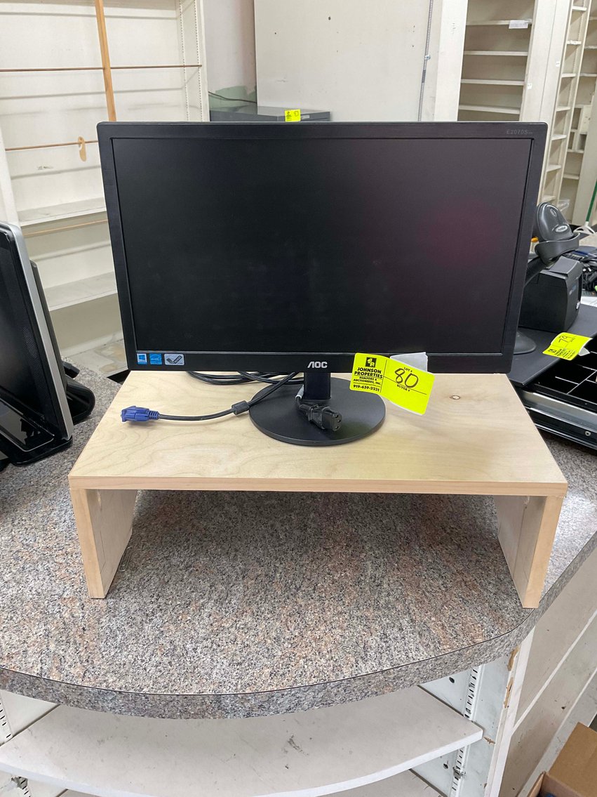 Image for Hospital Pharmacy Remaining Contents Auction in Dunn!