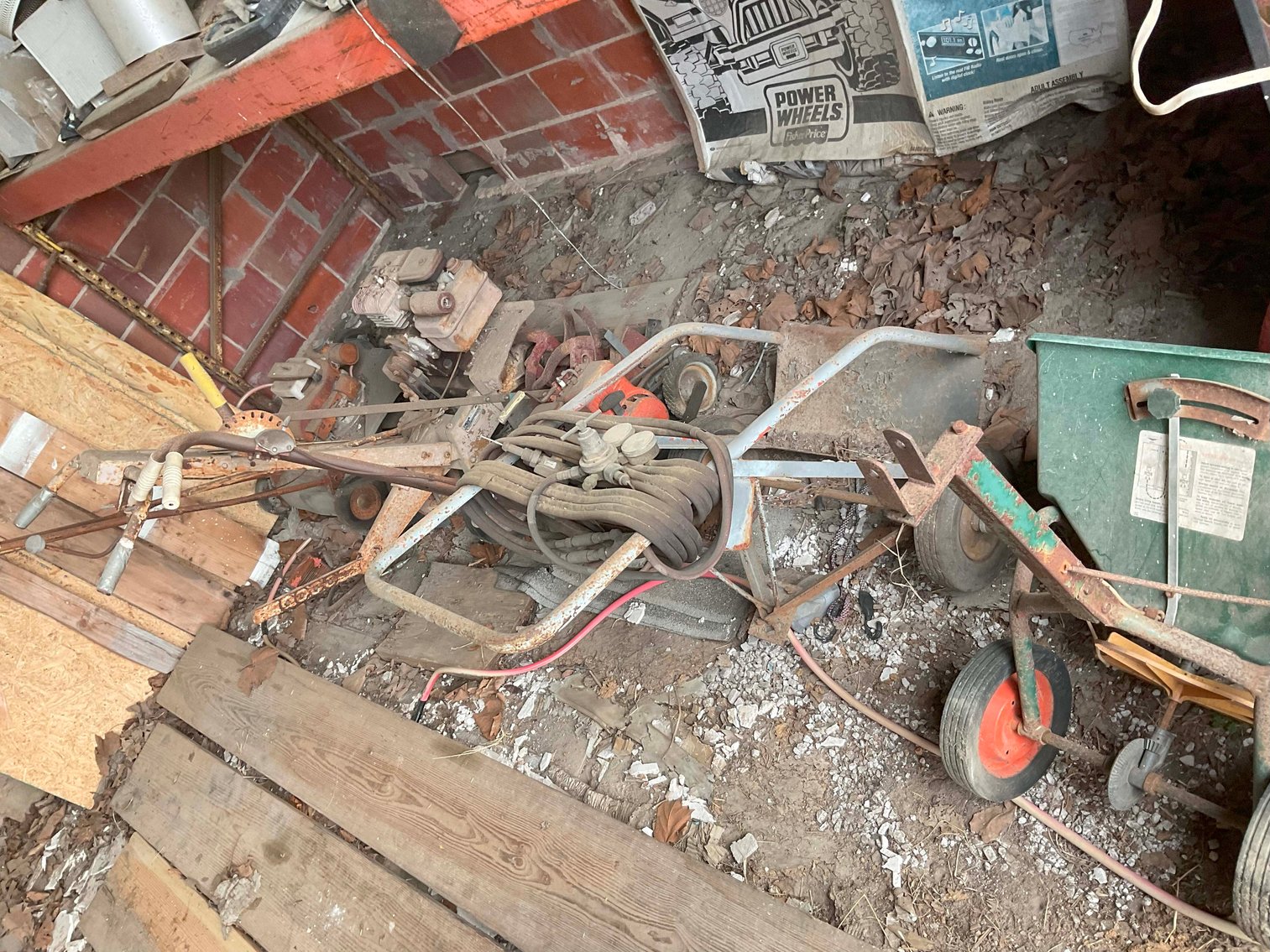 Image for The John J. Madura Estate (deceased) Personal Property LIVE ONLY Auction in Dunn!