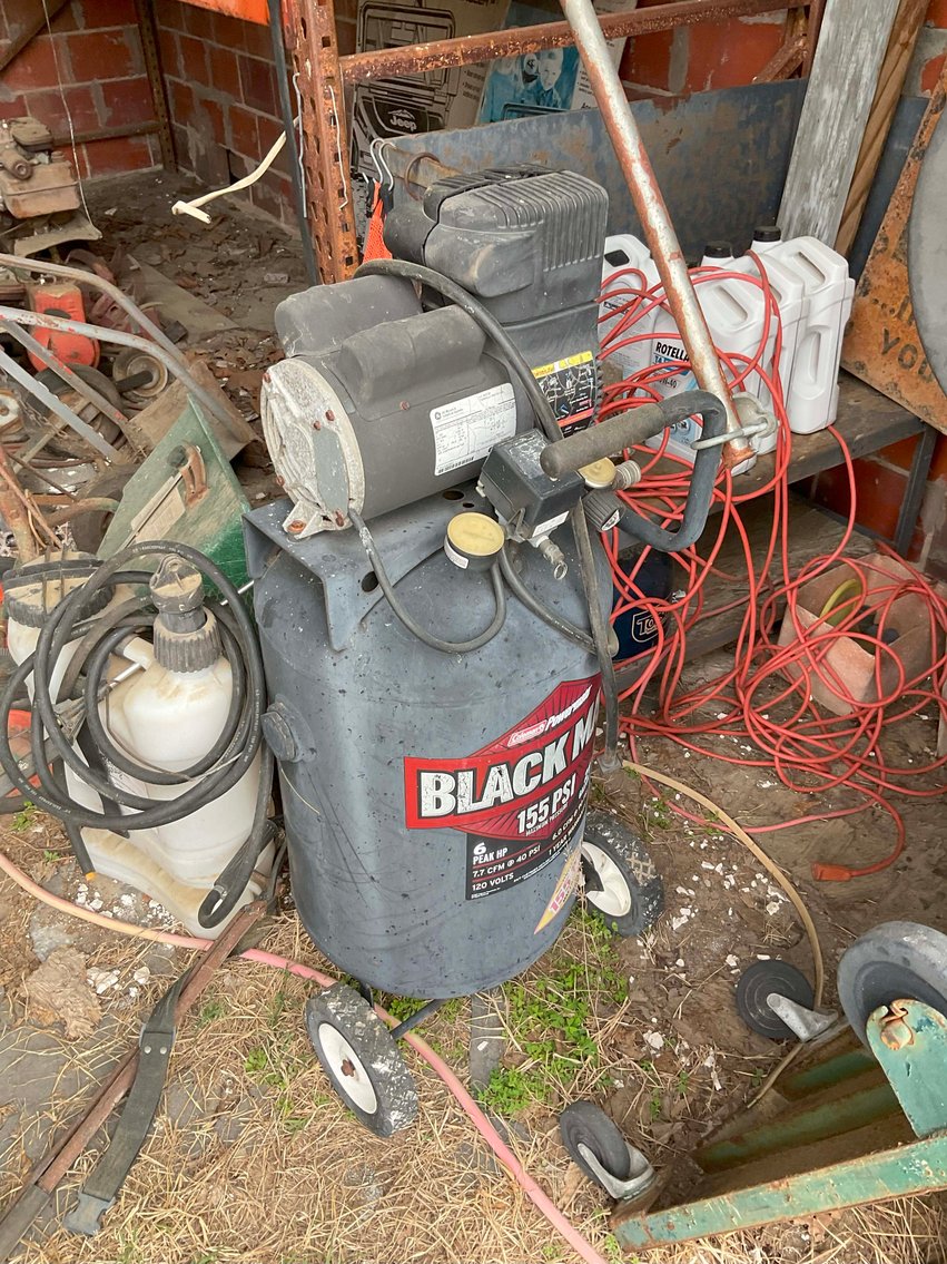 Image for The John J. Madura Estate (deceased) Personal Property LIVE ONLY Auction in Dunn!