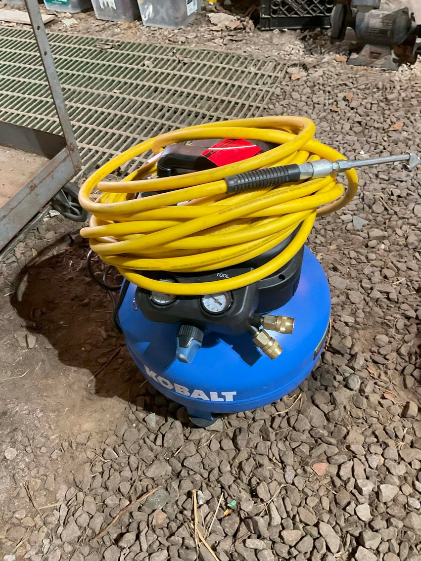 Image for The John J. Madura Estate (deceased) Personal Property LIVE ONLY Auction in Dunn!