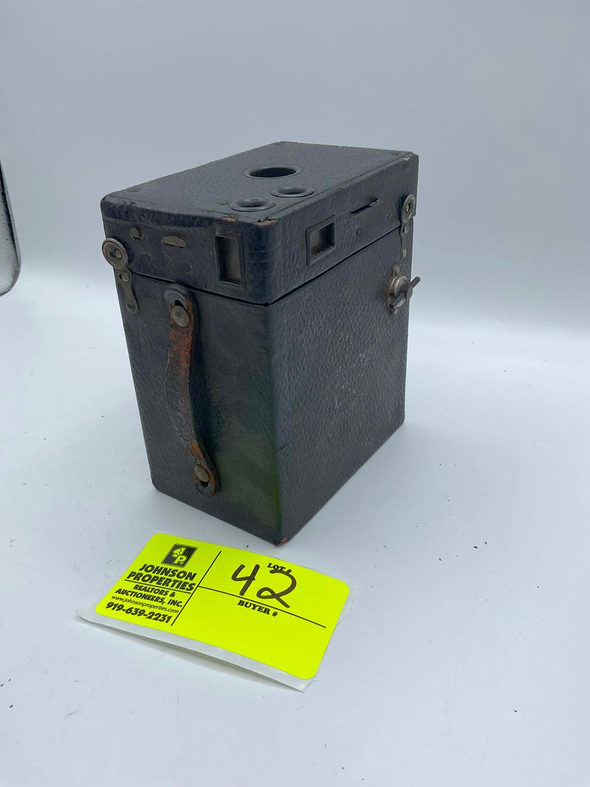 Image for Online only Living Estate Auction with Antiques, Vintage Toys and more!