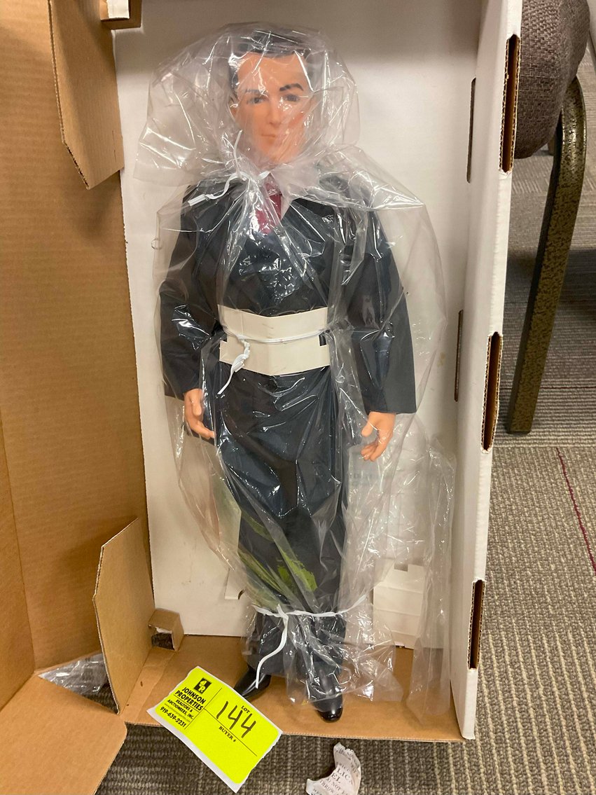 Image for Online only Living Estate Auction with Antiques, Vintage Toys and more!