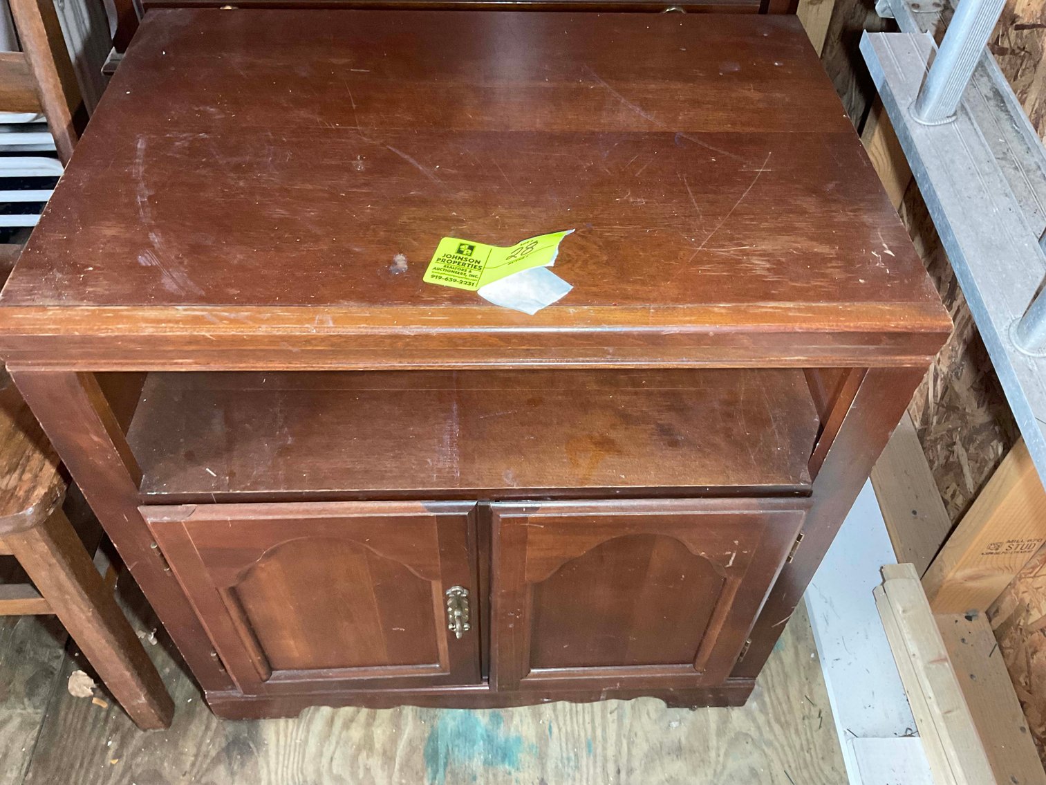 Image for Offering all of the Contents from a Local Group Home in this Absolute Online Auction!