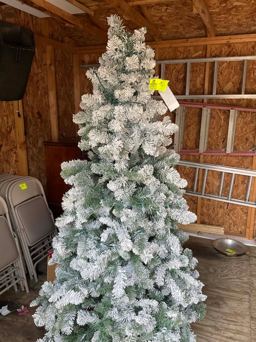 Image for Offering all of the Contents from a Local Group Home in this Absolute Online Auction!