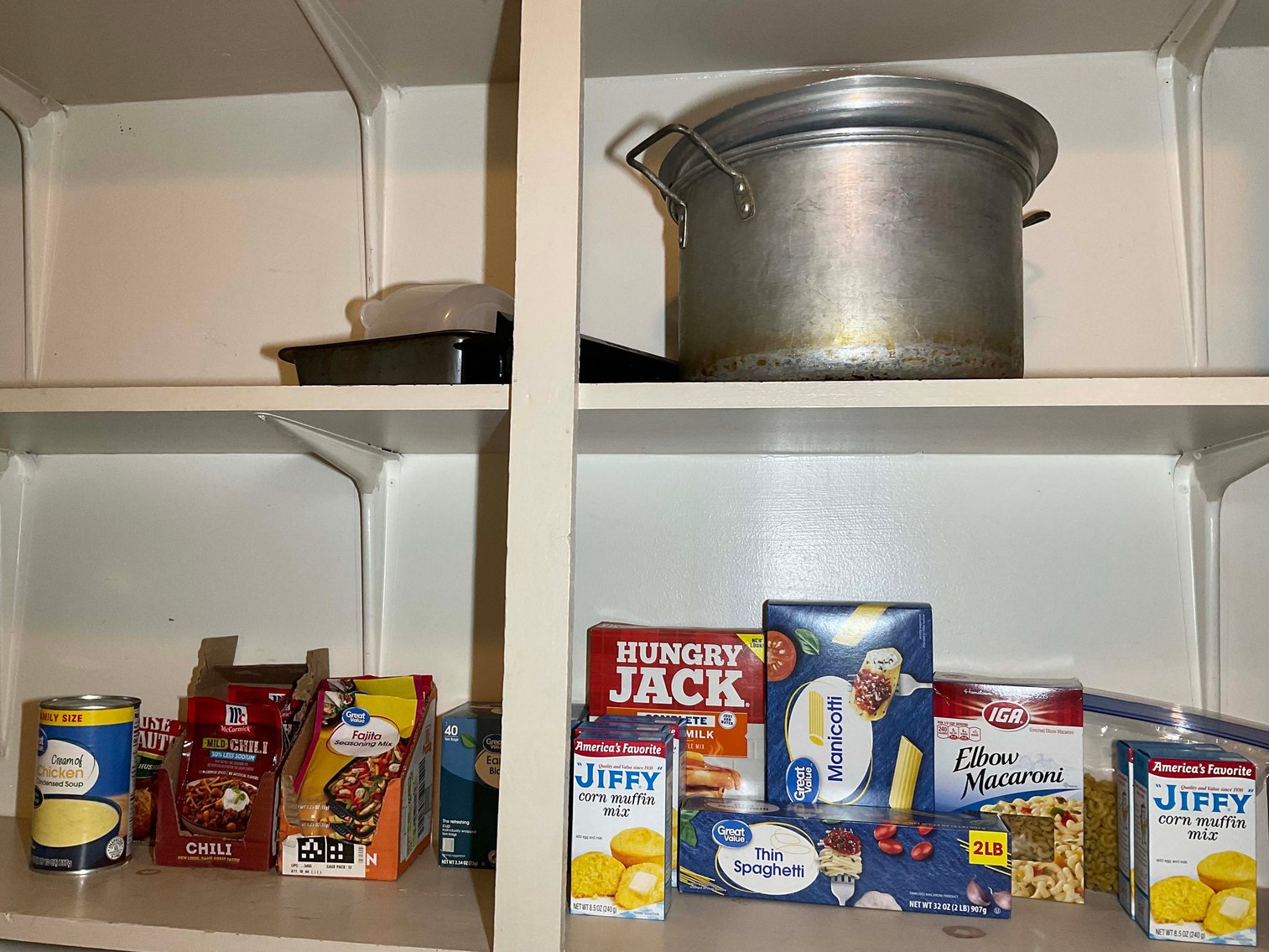 Image for Offering all of the Contents from a Local Group Home in this Absolute Online Auction!