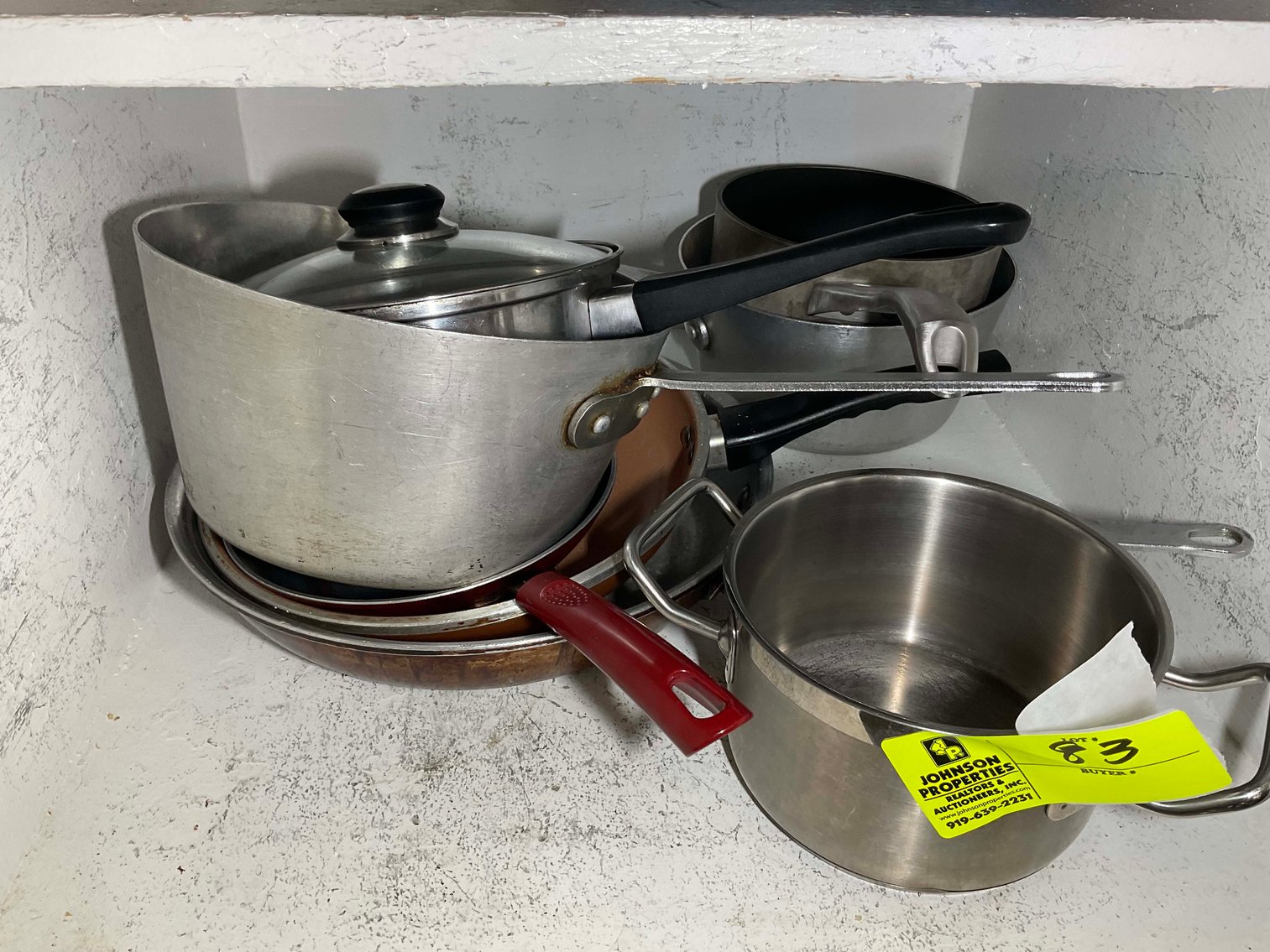 Image for Offering all of the Contents from a Local Group Home in this Absolute Online Auction!