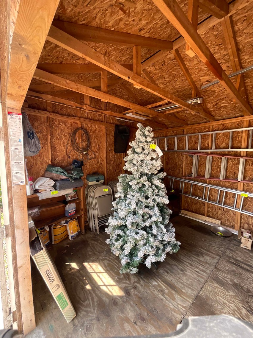 Image for Offering all of the Contents from a Local Group Home in this Absolute Online Auction!