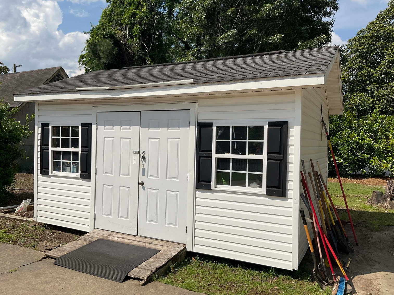 Image for Offering all of the Contents from a Local Group Home in this Absolute Online Auction!