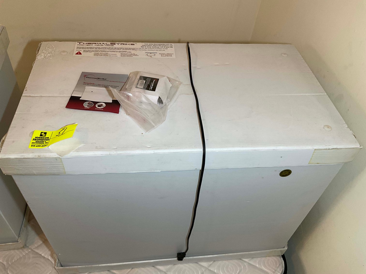 Image for Offering all of the Contents from a Local Group Home in this Absolute Online Auction!