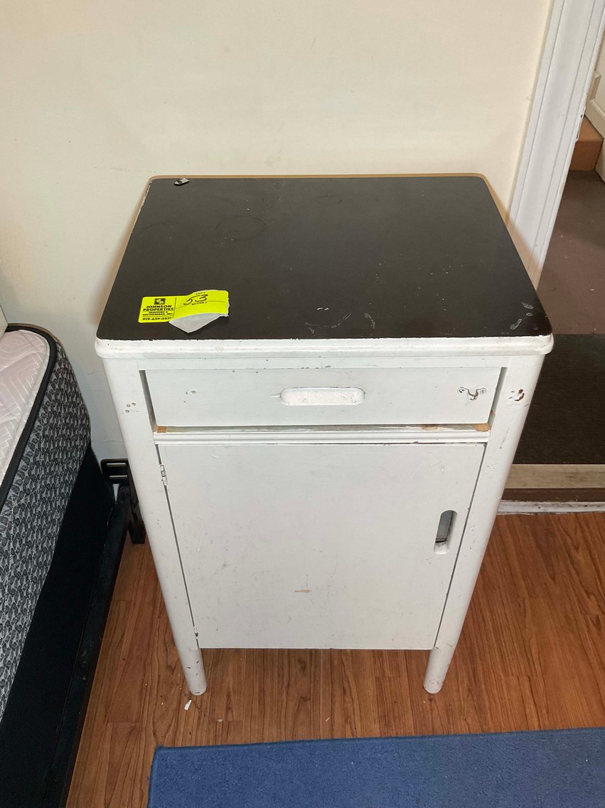 Image for Offering all of the Contents from a Local Group Home in this Absolute Online Auction!