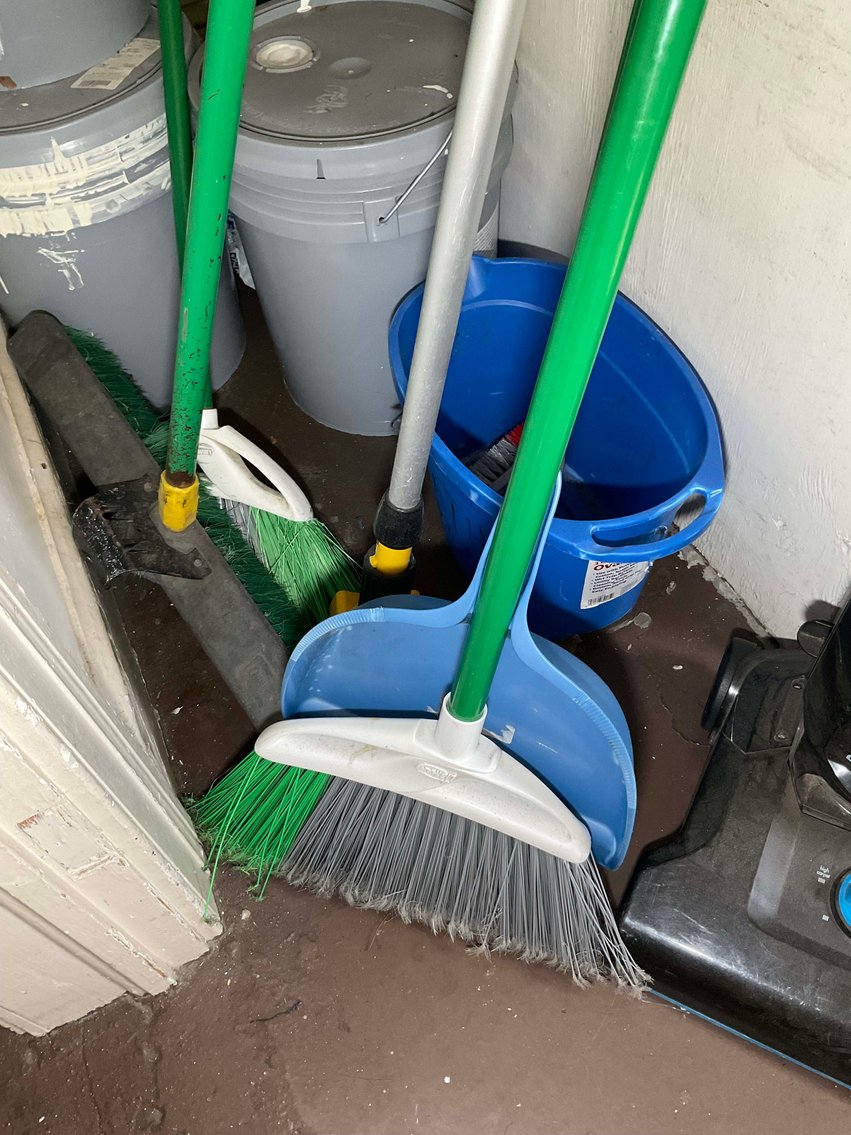 Image for Offering all of the Contents from a Local Group Home in this Absolute Online Auction!