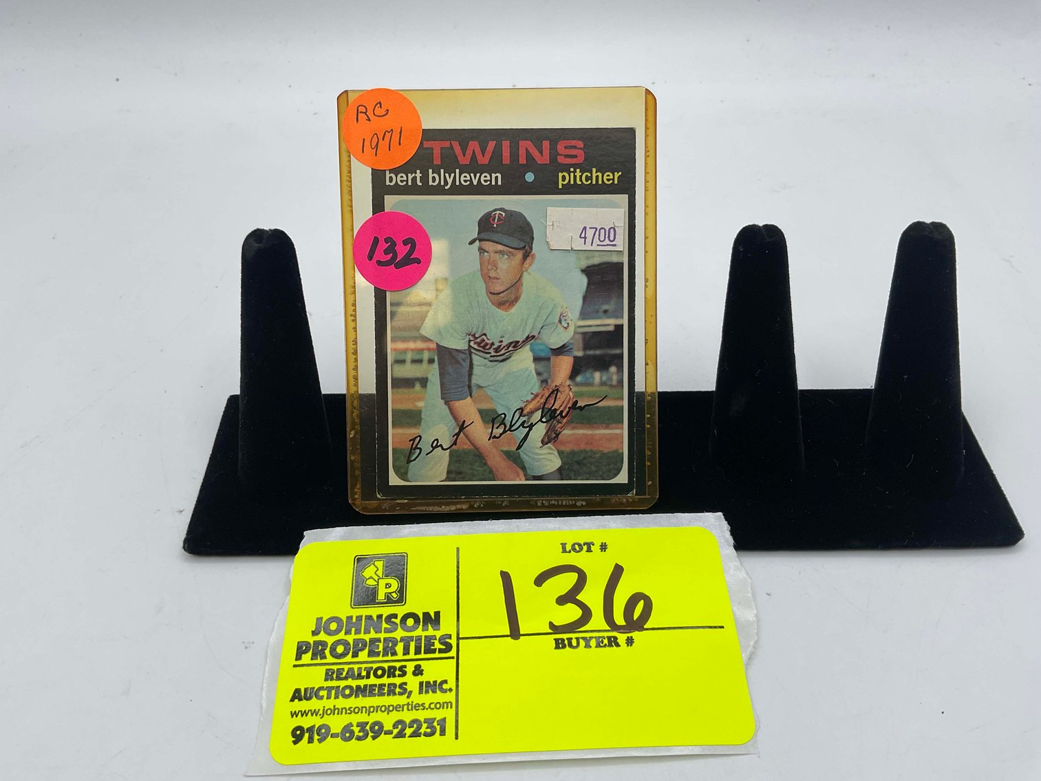 Image for Large Collection of Collectible Trading Cards,  Sport Memorabilia, Coins and Stamps