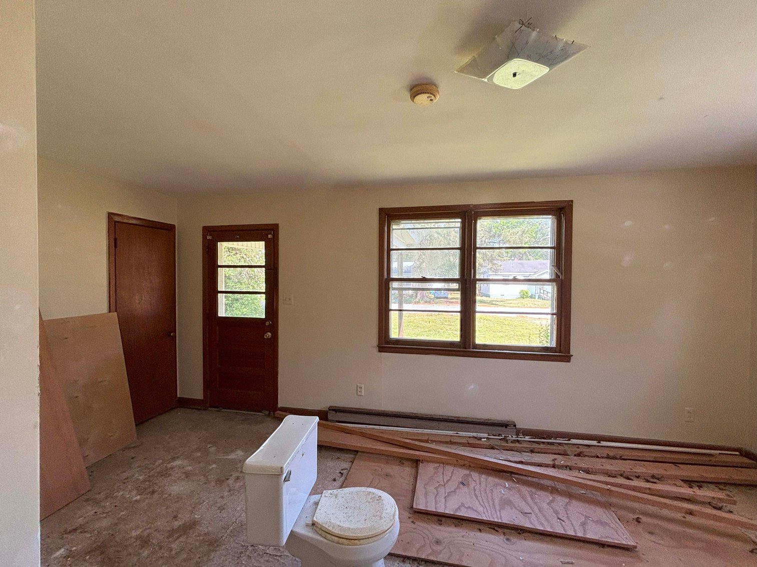 Image for Huge Rental and Investment Property Auction with 17 Different Properties in this Live / Online /Simulcast Event!