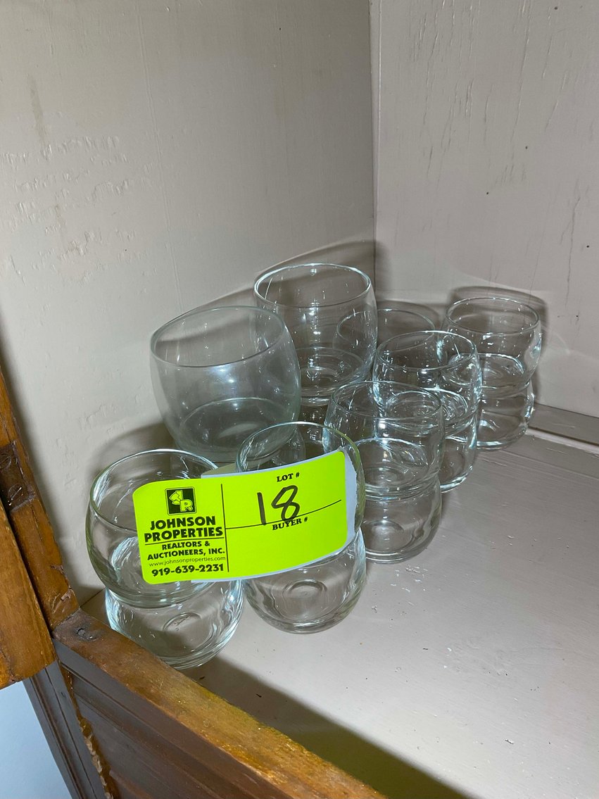 Image for Huge Collection of Furniture, Glassware and lots more Selling Absolute in this Online Only Auction Event!