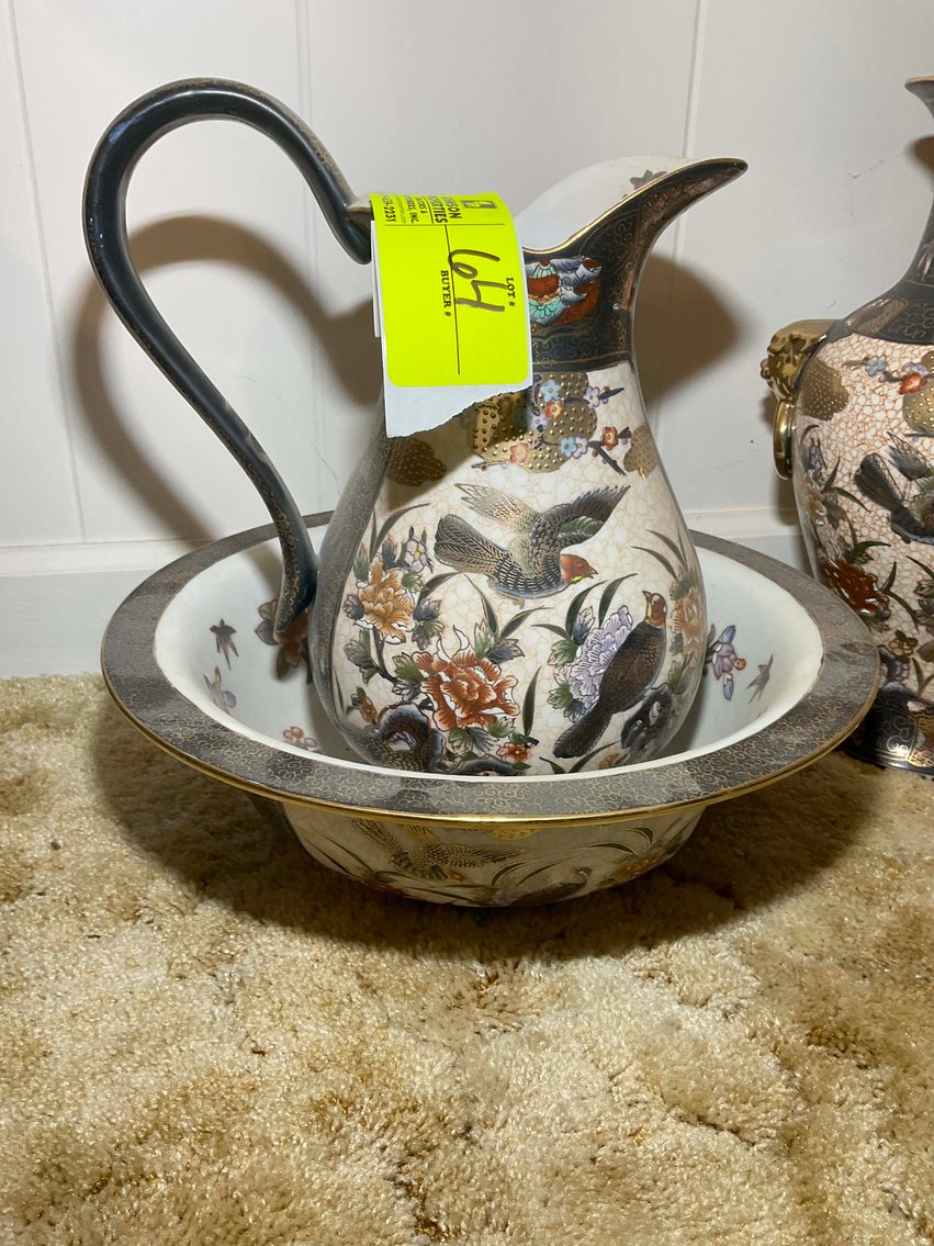 Image for Huge Collection of Furniture, Glassware and lots more Selling Absolute in this Online Only Auction Event!