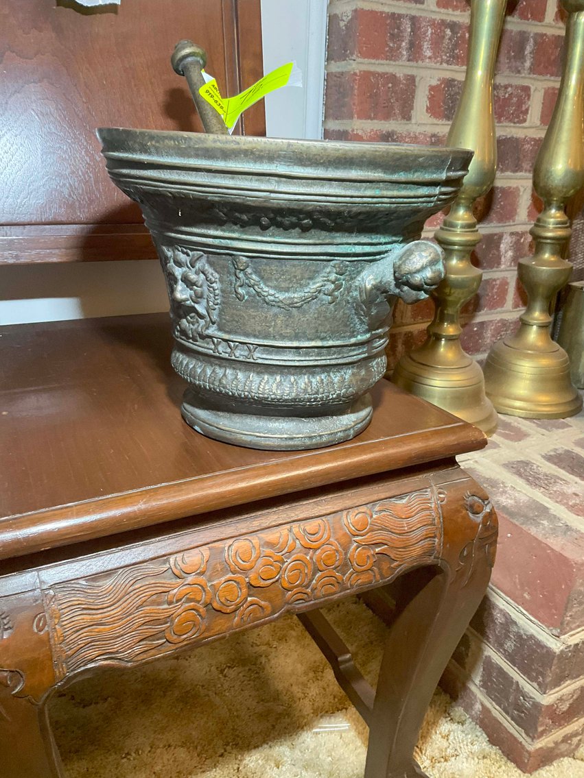 Image for Huge Collection of Furniture, Glassware and lots more Selling Absolute in this Online Only Auction Event!