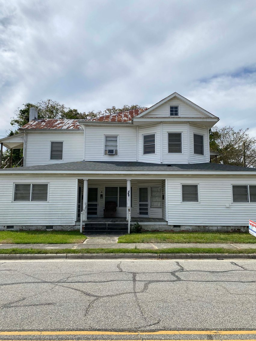 Image for Huge Rental and Investment Property Auction with 17 Different Properties in this Live / Online /Simulcast Event!