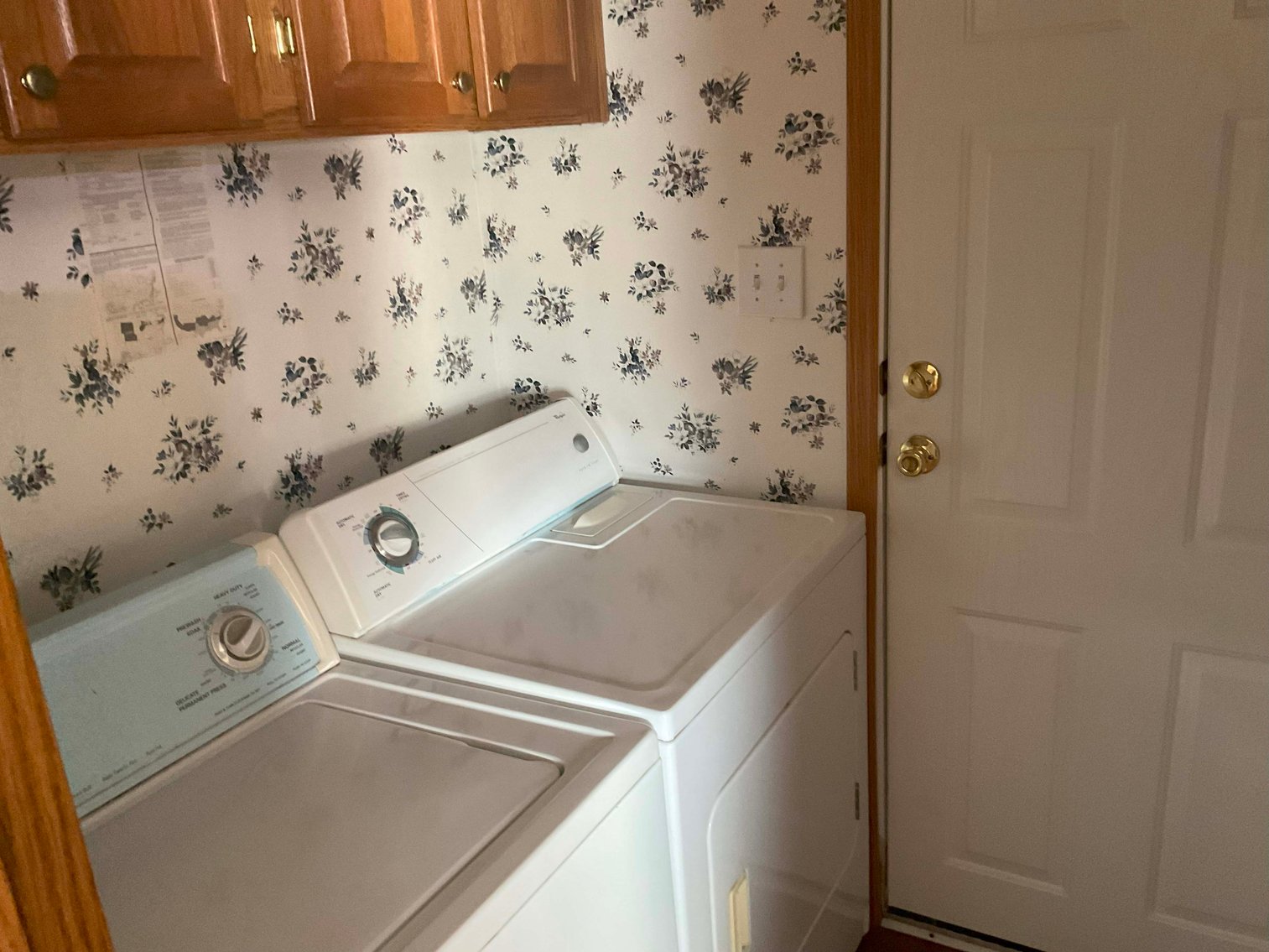 Image for The Robert Thomas Estate (deceased) Single wide Home Auction!