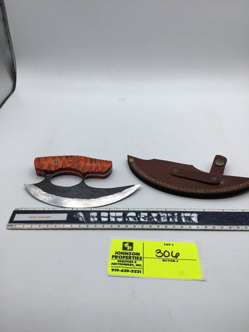 Image for Handmade Damascus Steel Knives and Online Firearms Auction  just in time for Christmas!