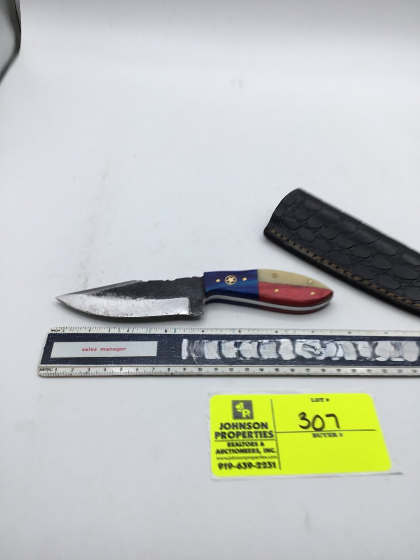 Image for Handmade Damascus Steel Knives and Online Firearms Auction  just in time for Christmas!