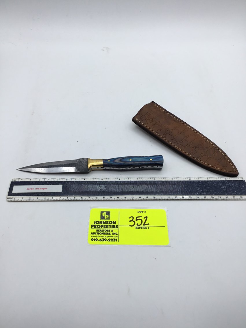 Image for Handmade Damascus Steel Knives and Online Firearms Auction  just in time for Christmas!