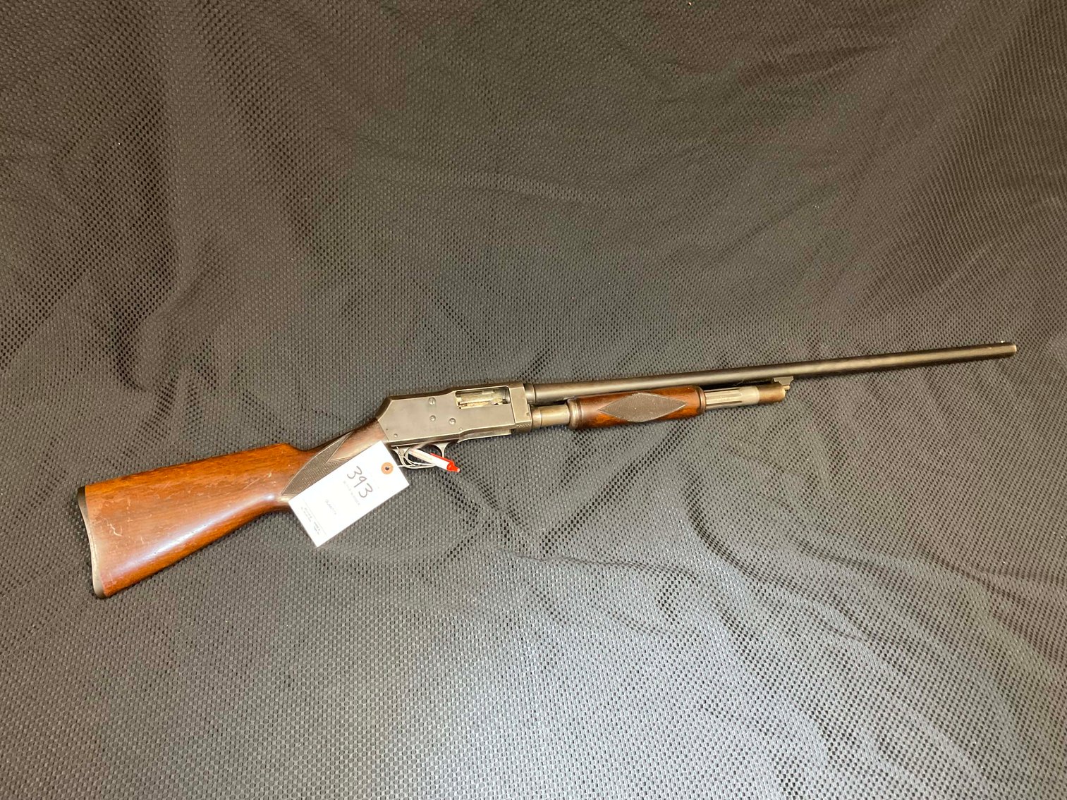 Image for Handmade Damascus Steel Knives and Online Firearms Auction  just in time for Christmas!