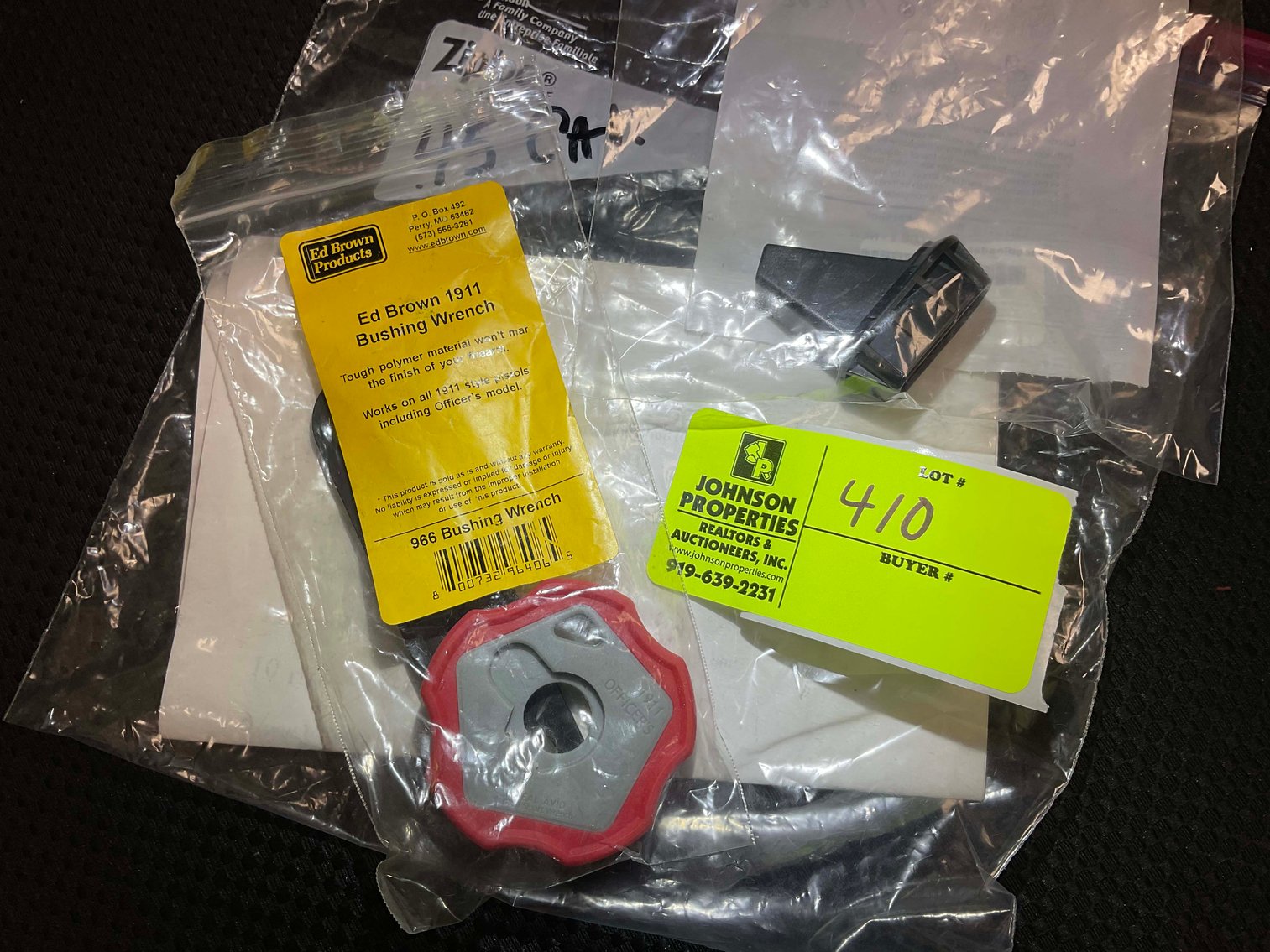 Image for Handmade Damascus Steel Knives and Online Firearms Auction  just in time for Christmas!