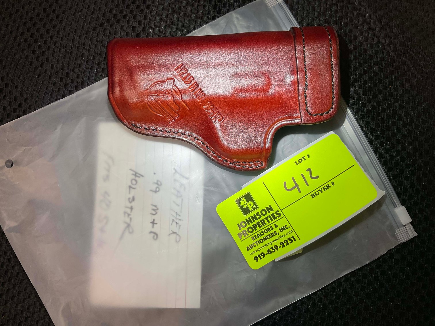 Image for Handmade Damascus Steel Knives and Online Firearms Auction  just in time for Christmas!