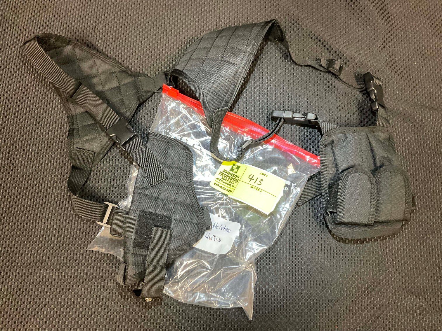 Image for Handmade Damascus Steel Knives and Online Firearms Auction  just in time for Christmas!