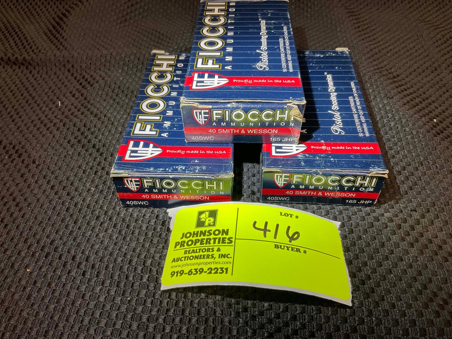 Image for Handmade Damascus Steel Knives and Online Firearms Auction  just in time for Christmas!